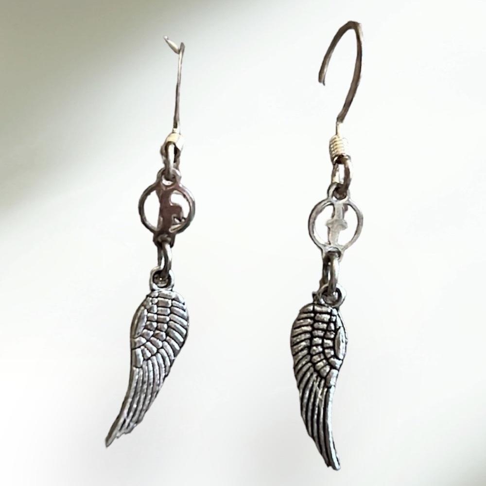 EUC Silver Wings 1.75” Dainty Dangle Earrings